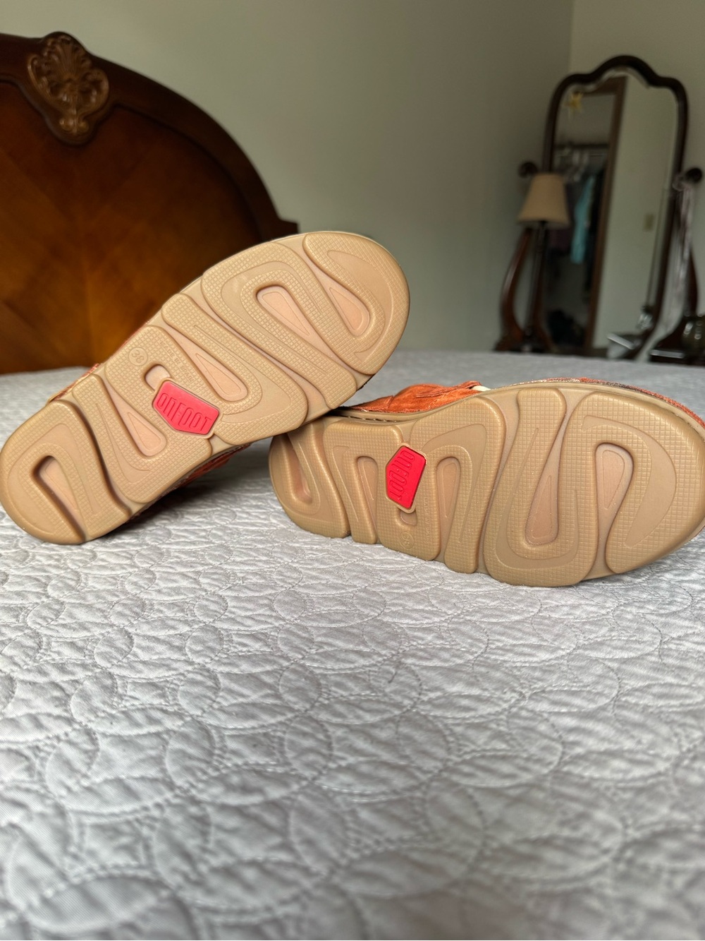 Women’s Suede Chukka Boots in Orange - Picture 4 of 5